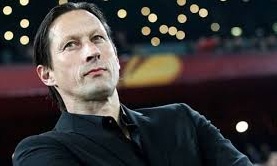 Ολλανδία: Ο Ρότζερ Σμιτ στον πάγκο της Αϊντχόφεν