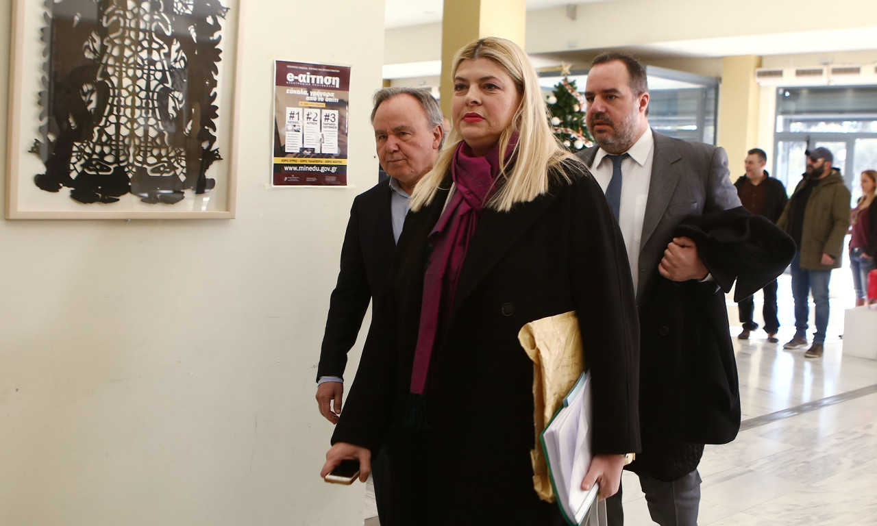 Νέες φωτιές Μαρούπα: «Έχω ζητήσει να εξεταστούν Ολυμπιακός και ΑΕΛ για πολυϊδιοκτησία»