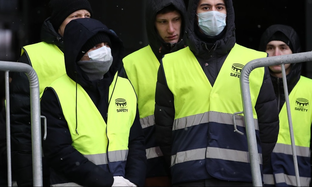 Κορονοϊός: «Λουκέτο» στα πρωταθλήματα και σε Ρωσία, Ουκρανία