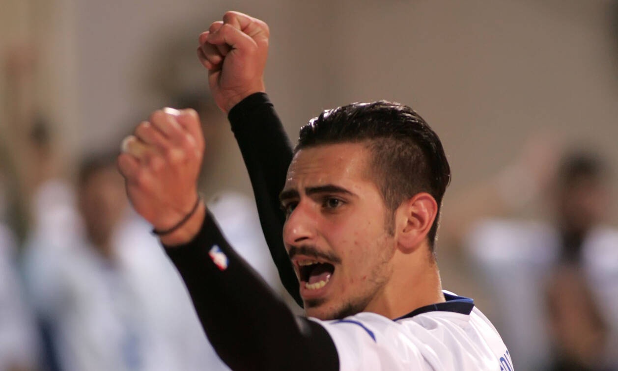 Θανάσης Πρωτοψάλτης: «Μένουμε σπίτι» (video)