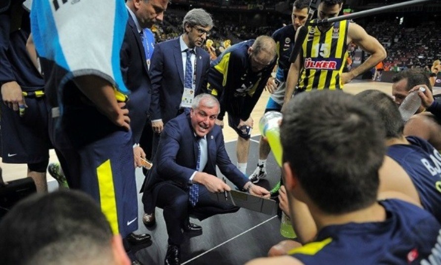 Κορονοϊός: Ανακοίνωσε τέσσερα κρούσματα η Φενέρ