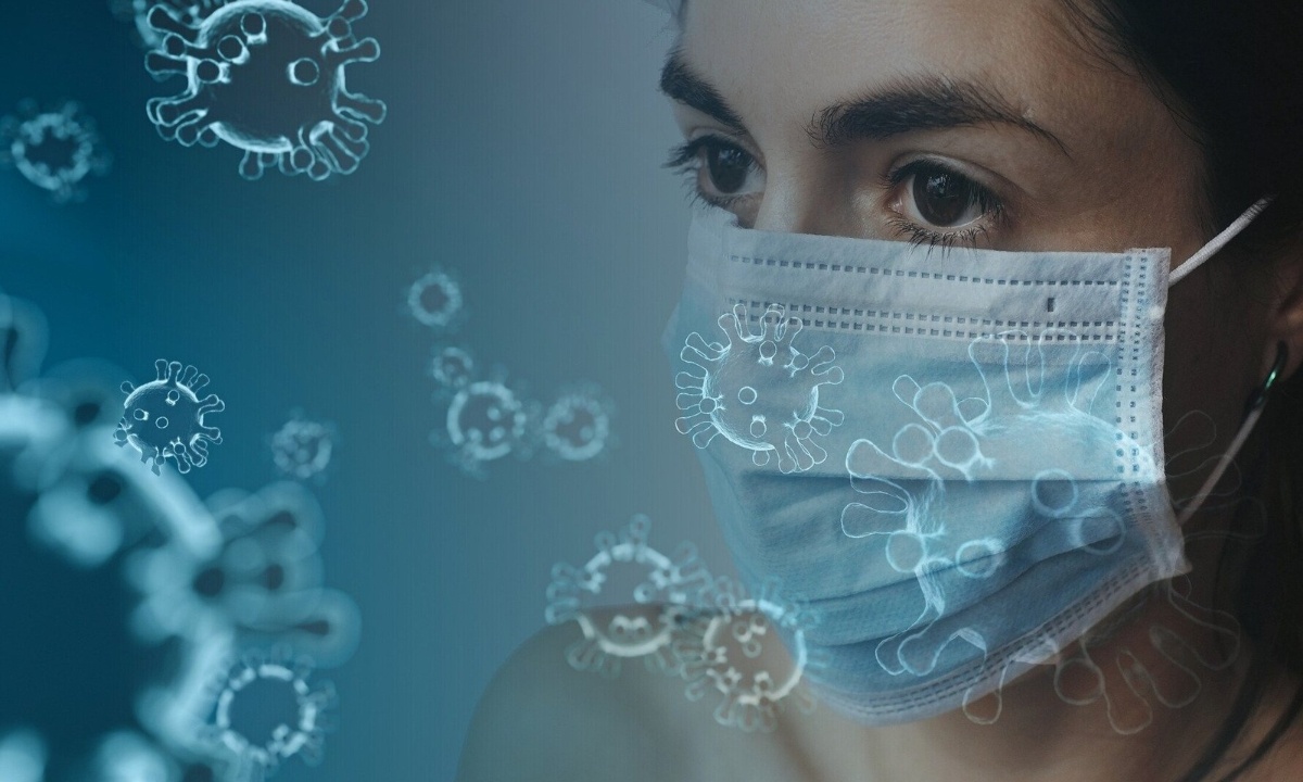 Κορονοϊός - Σοκαριστικό βίντεο: Δείτε πώς κατασκευάζουν μάσκες προστασίας