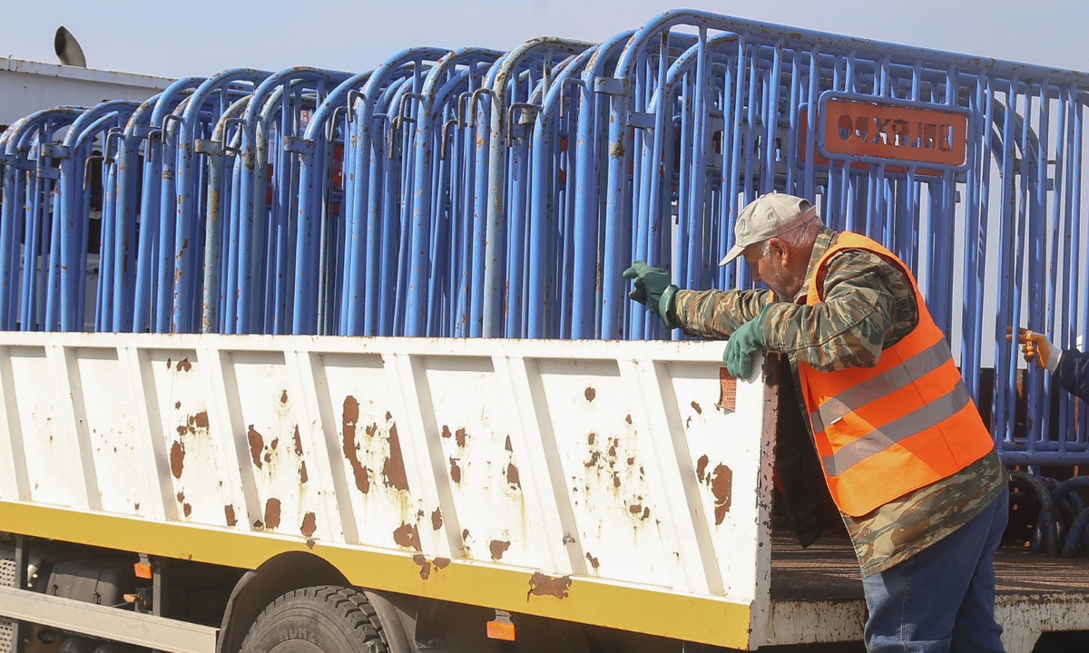 Κορονοϊός: Έτσι «κλείδωσε» η παραλία της Θεσσαλονίκης (pics&vids)
