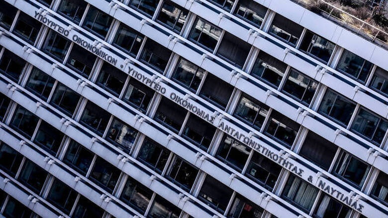 Κορωνοϊός: Διευκρινίσεις ΥΠΟΙΚ- Ποιες επιχειρήσεις δεν δικαιούνται επιστρεπτέα προκαταβολή