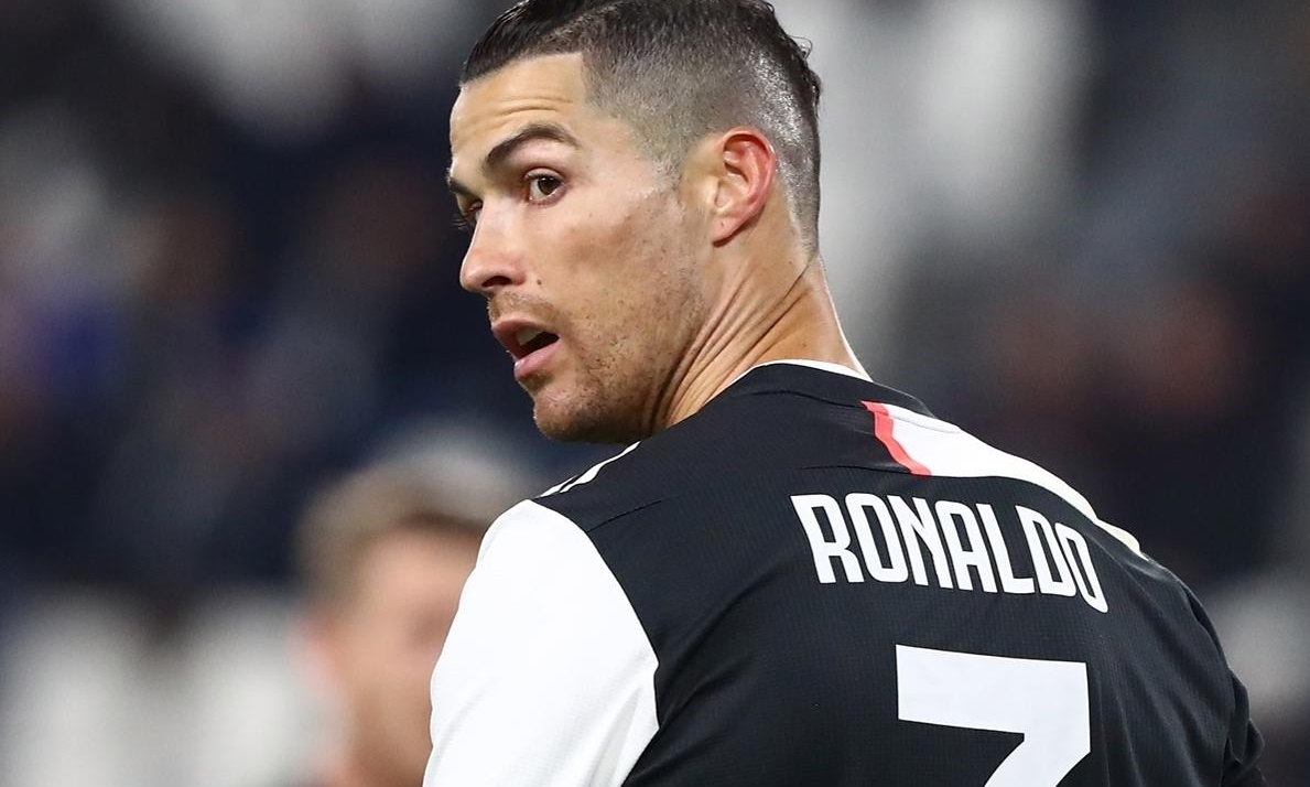 Συνεχίζει... αλλού την καραντίνα ο Κριστιάνο Ρονάλντο (photos)