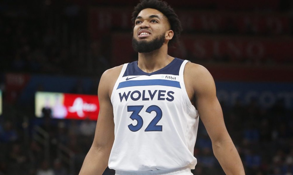 Πέθανε η μητέρα του Καρλ Άντονι Τάουνς από κορονοϊό