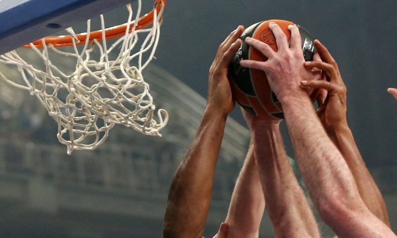 Euroleague: Τα καλύτερα «τόμαχοκ» καρφώματα της δεκαετίας (video)