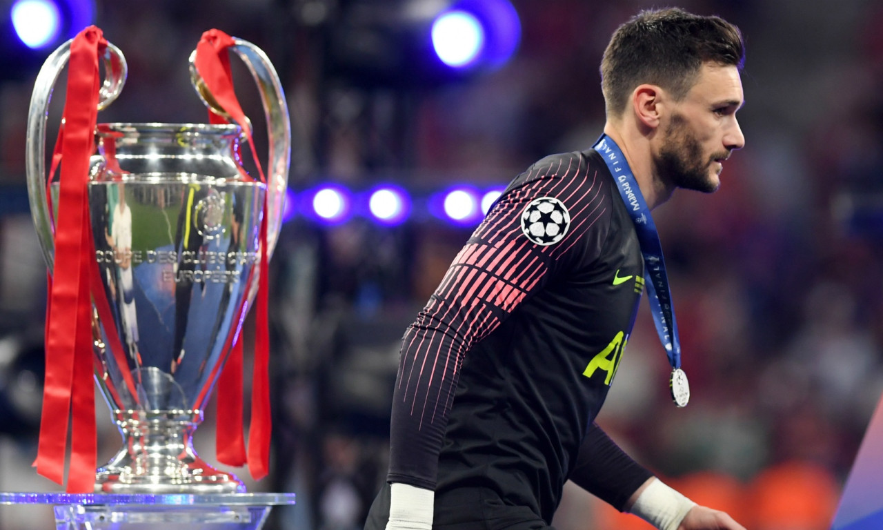 Κορονοϊός: Ο Γιορίς δίνει τα γάντια του από τον τελικό του ChL σε δημοπρασία (video+photos)