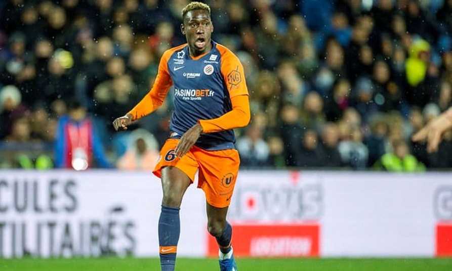 Σε τεχνητό κώμα ποδοσφαιριστής λόγω κορονοϊού!