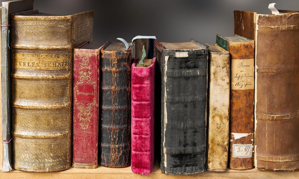 Το βιβλίο που σκότωσε όποιον το διάβασε (photos)