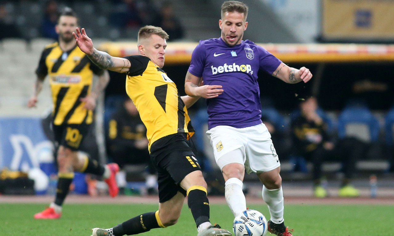 ΑΕΚ: Προχωράει για Σιμάνσκι, το «συζητάει» η Γκρόζνι