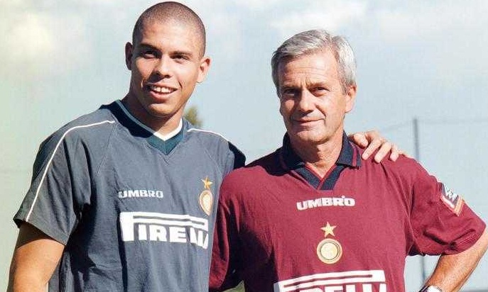 Θρήνος στην Ίντερ: «Έφυγε» ο Τζίτζι Σιμόνι (photos)