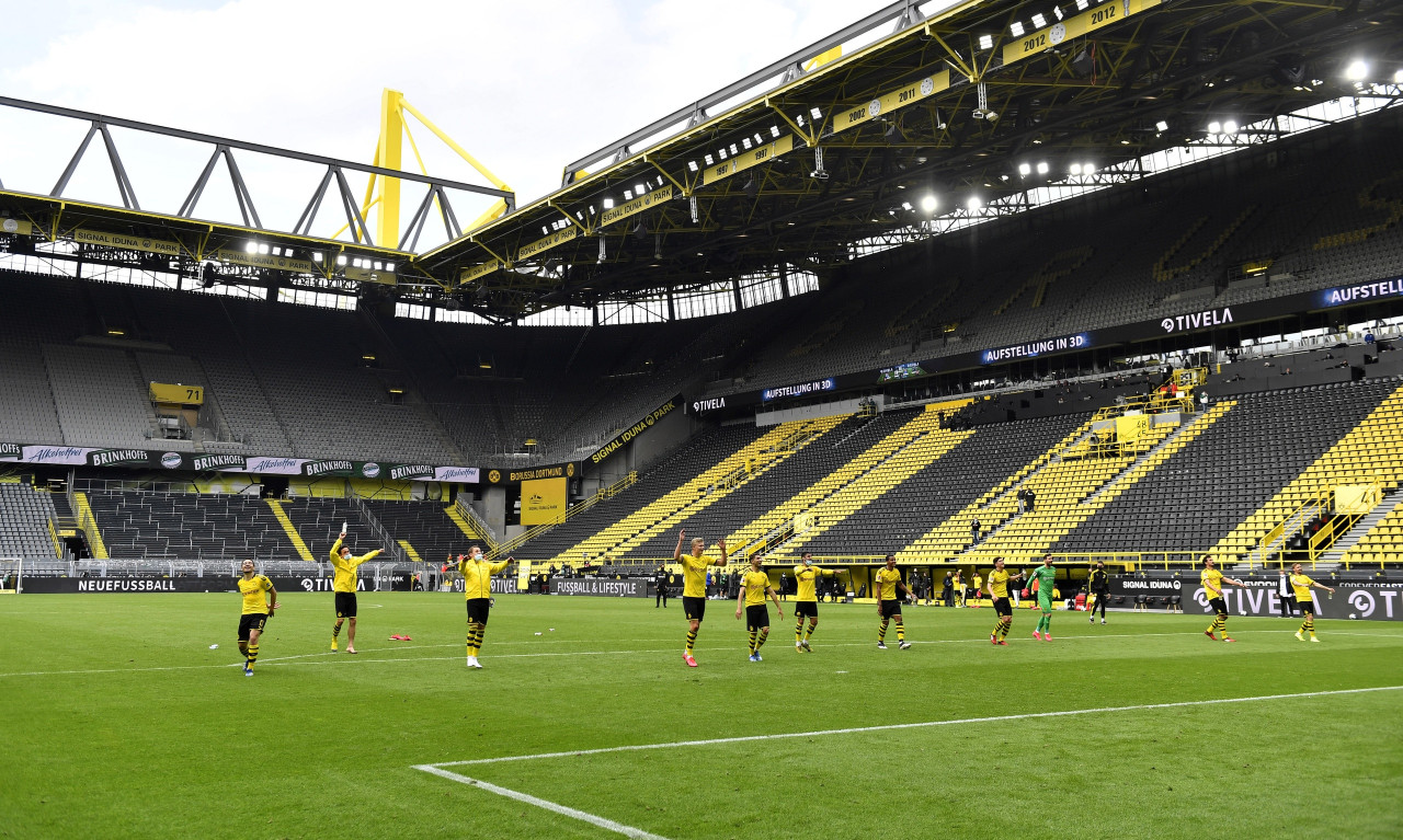 Ντόρτμουντ-Μπάγερν Μονάχου: Το «παγωμένο» Signal Iduna Park (video)