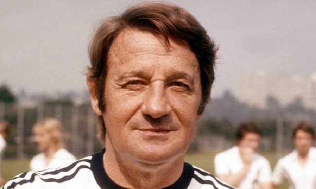 Γκιούλα Λόραντ: Ο άνθρωπος που πέθανε στον πάγκο του ΠΑΟΚ (video+photos)