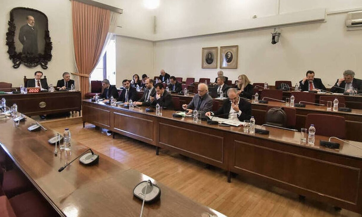 Προανακριτική Novartis: Απόρρητα έγγραφα του FBI στη Βουλή από τον Ιωάννη Αγγελή