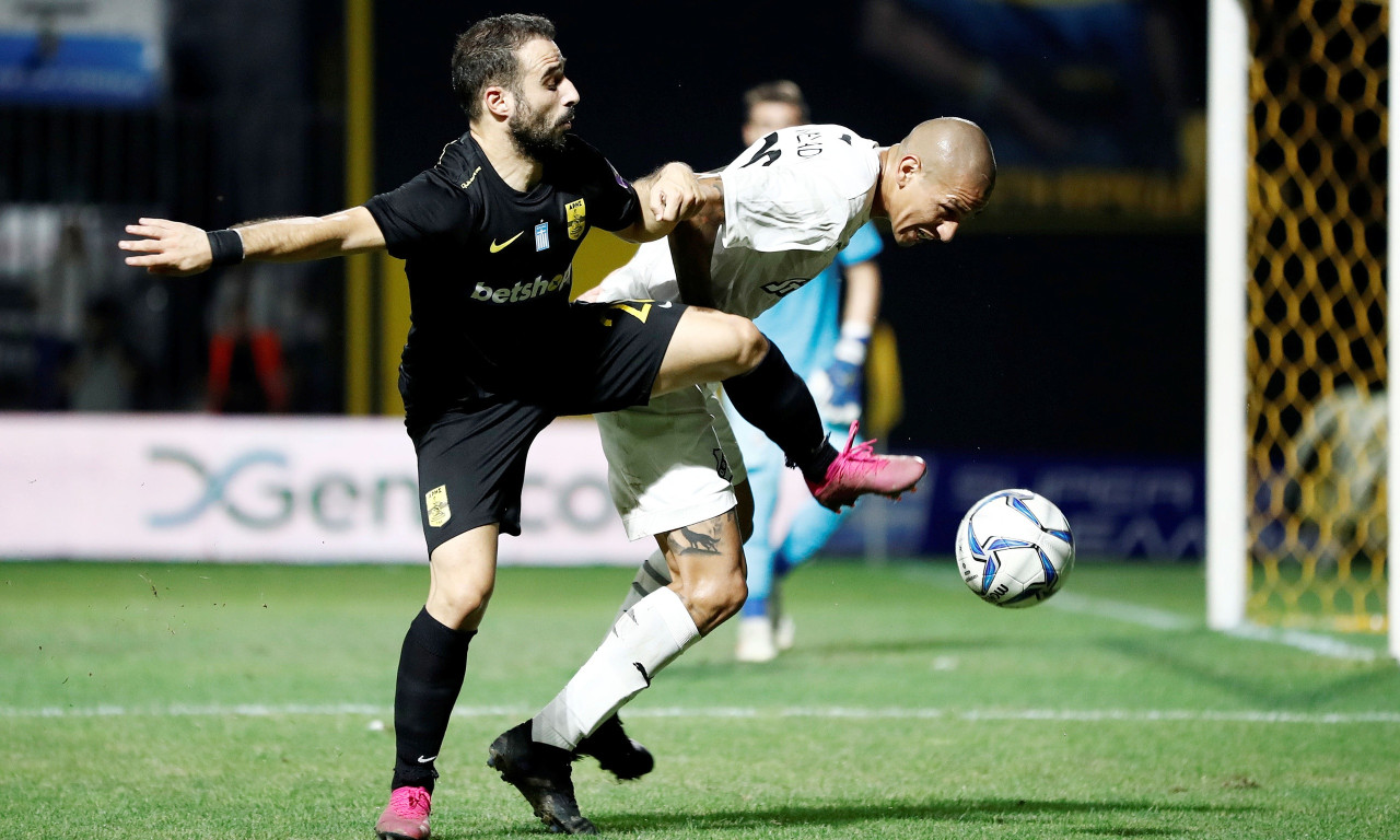 Live Chat Άρης-ΟΦΗ 3-1 (τελικό)