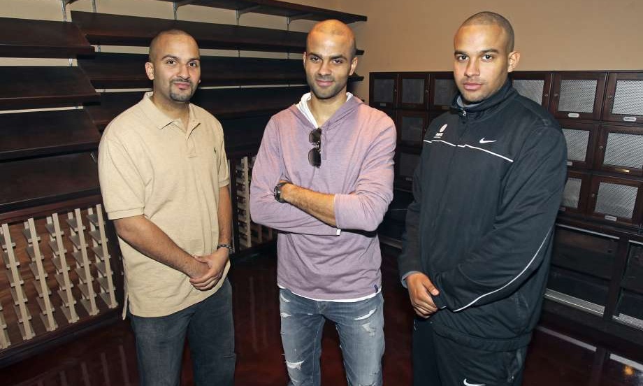 Ο Τόνι Πάρκερ επέλεξε τον αδερφό του για τεχνικό της Βιλερμπάν!