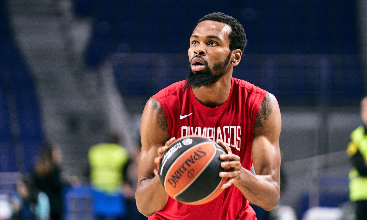 Πήρε σέρβικη υπηκοότητα ο Κέβιν Πάντερ (video)