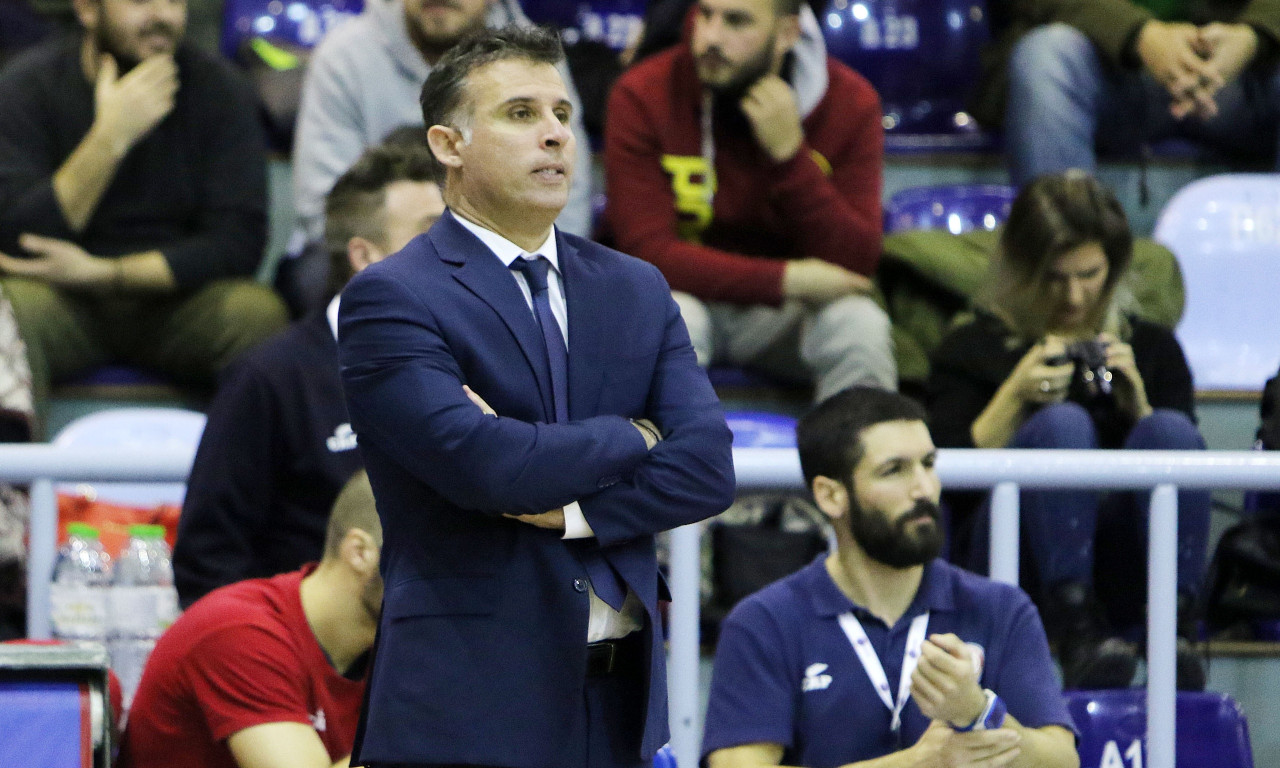 Ο Χατζόπουλος δείχνει Μέξα!