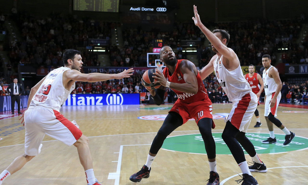 Δεν μένει στην Μπάγερν και… αναζητά την επόμενη ομάδα του ο Μονρό (vid+pic)