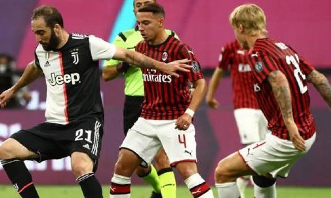 Μυθική ανατροπή η Μίλαν, το γύρισε και «ξέρανε» τη Γιουβέντους (video)