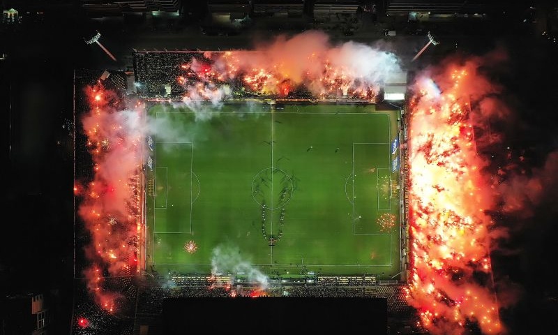 «Βεντέτα» Άρη με δημοσιογράφο στη Θεσσαλονίκη! (video)