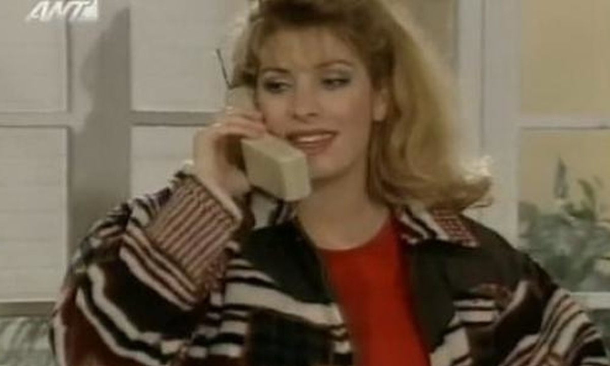 Ελένη Μενεγάκη: Ρετρό φωτογραφίες απ' το ξεκίνημά της στην TV μέχρι το φινάλε...