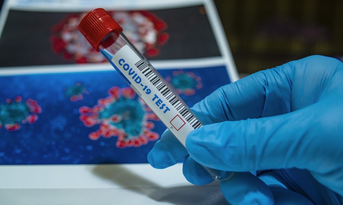 Θεσσαλονίκη: Γιατρός νευρίασε με όσους δεν πιστεύουν στην ύπαρξη του κορονοϊού (pic)