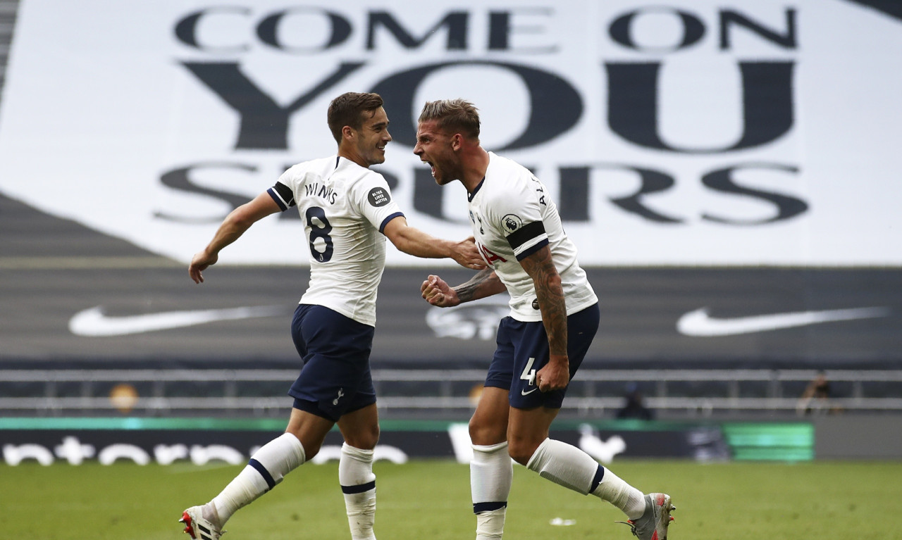 Premier League: Το ντέρμπι η Τότεναμ (video)