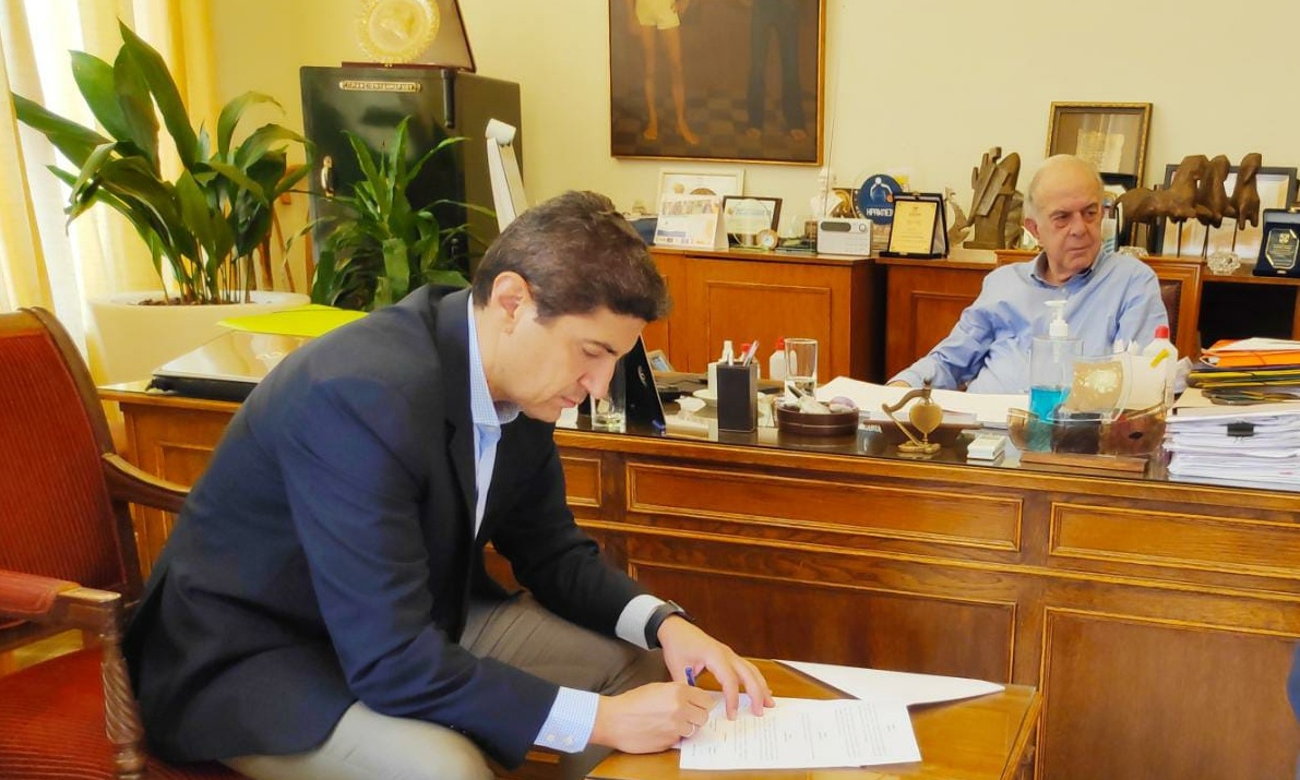 Μνημόνιο συνεργασίας για Παγκρήτιο με φόντο τον τελικό του Εuropa Conference League