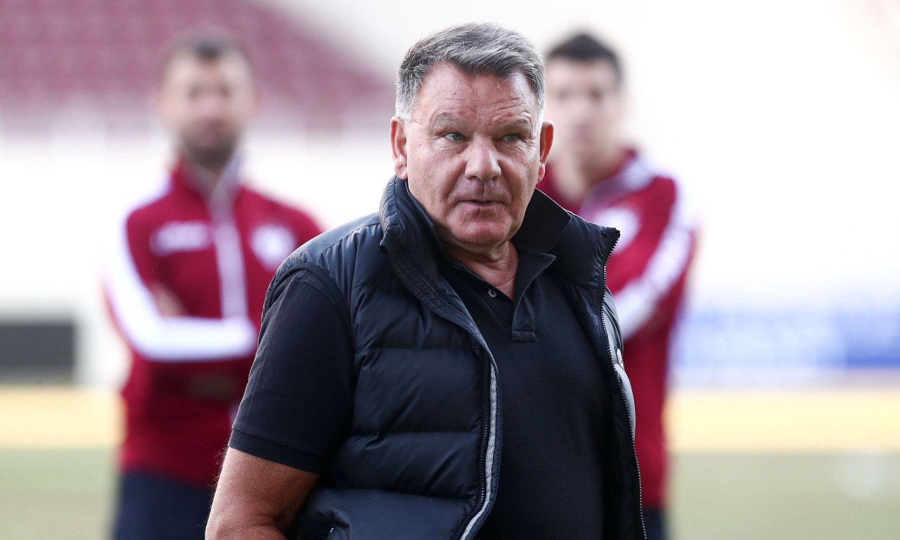 ΑΕΛ-Ξάνθη: Έπαιξε και ο ύμνος του ΠΑΟΚ, ένταση με Κούγια