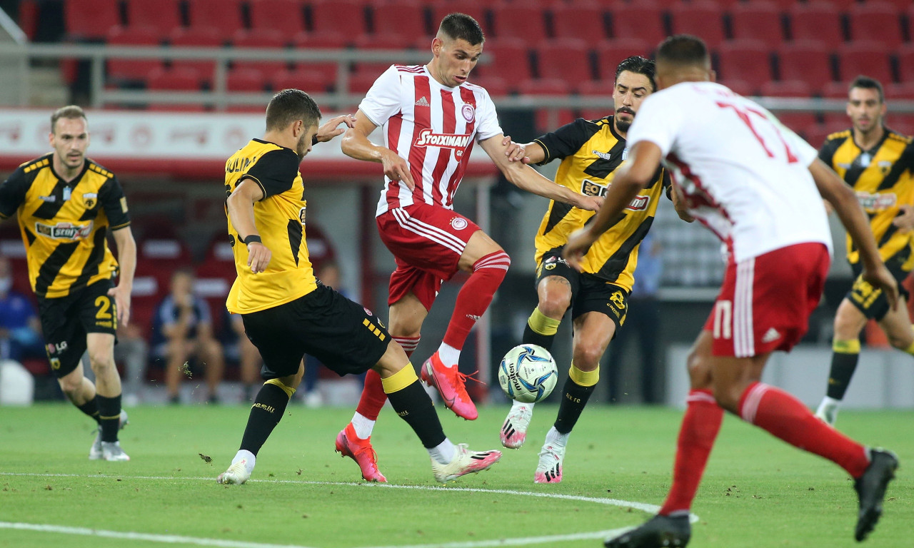 Τελικός Κυπέλλου: Η στάση της ΑΕΚ κι ο «θόρυβος» του Ολυμπιακού