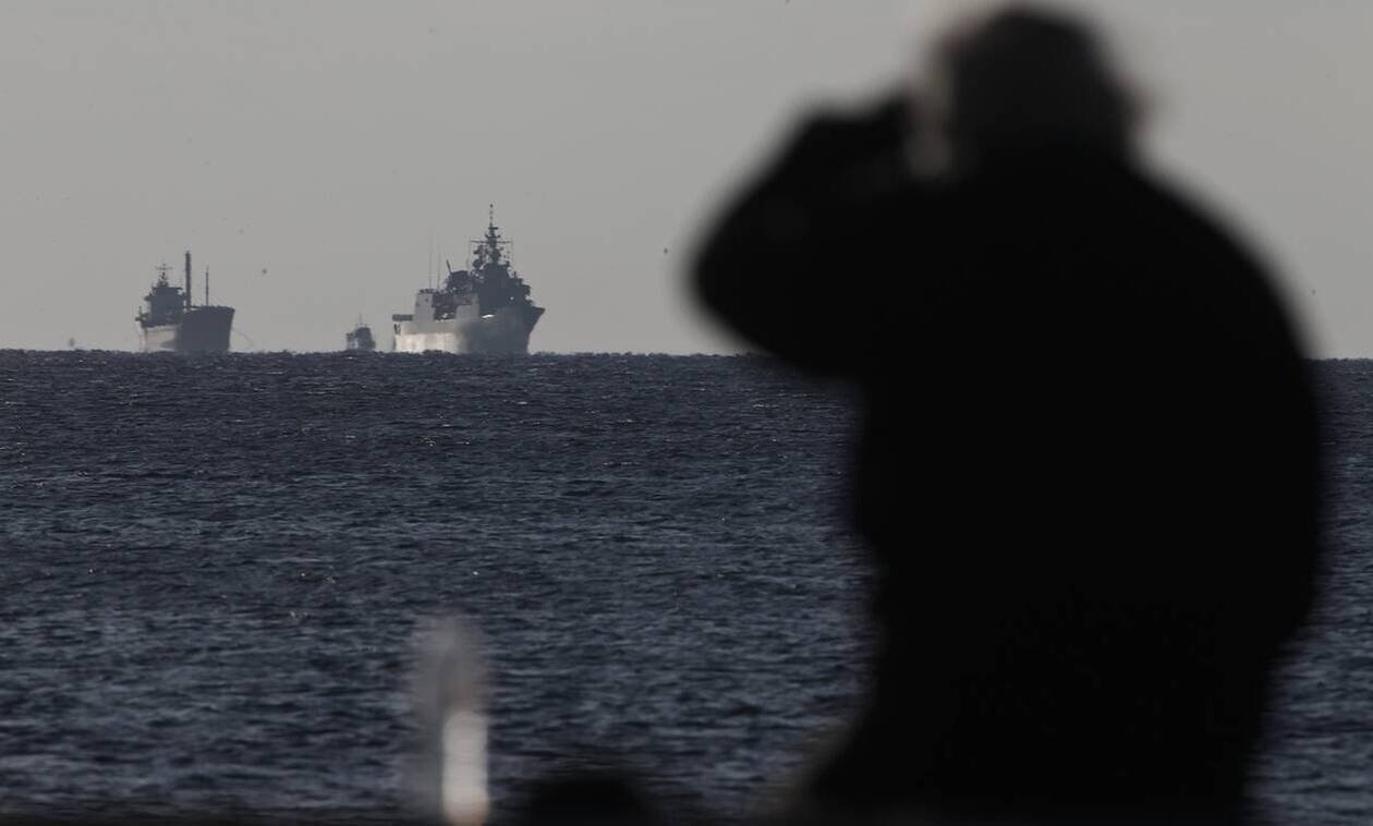 Θερμό επεισόδιο Αιγαίο: Με το δάκτυλο στη σκανδάλη - «Περιμένουμε τριπλό χτύπημα από την Τουρκία»