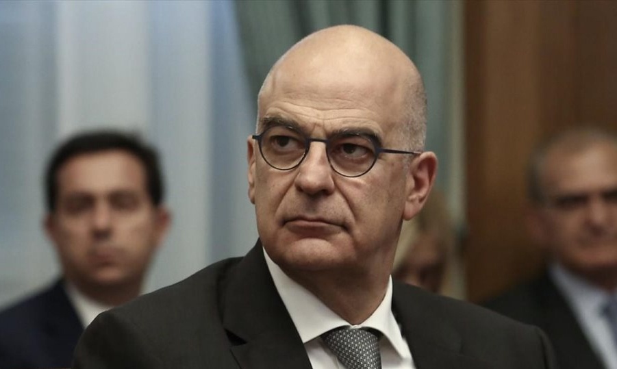 Με μάσκα του Παναθηναϊκού ο Δένδιας (photos)