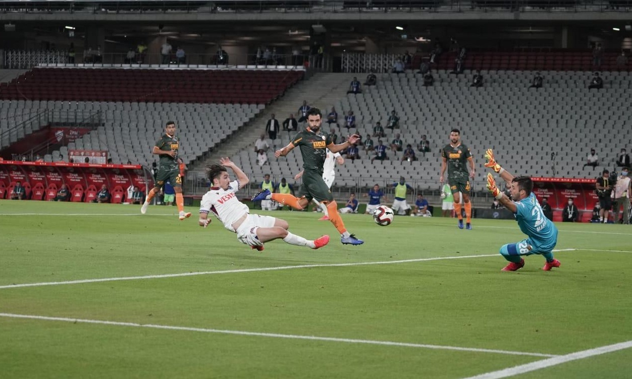 Τράμπζονπορ-Αλάνιασπορ 2-0: Πικρός τελικός για τα ελληνόπουλα (videos+photos)