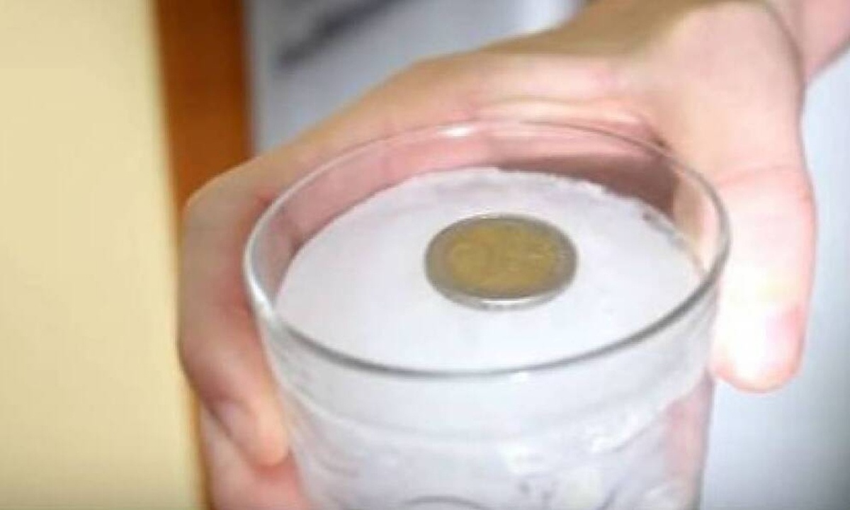 Φεύγετε για διακοπές; Γιατί πρέπει να βάλετε ένα κέρμα στην κατάψυξη