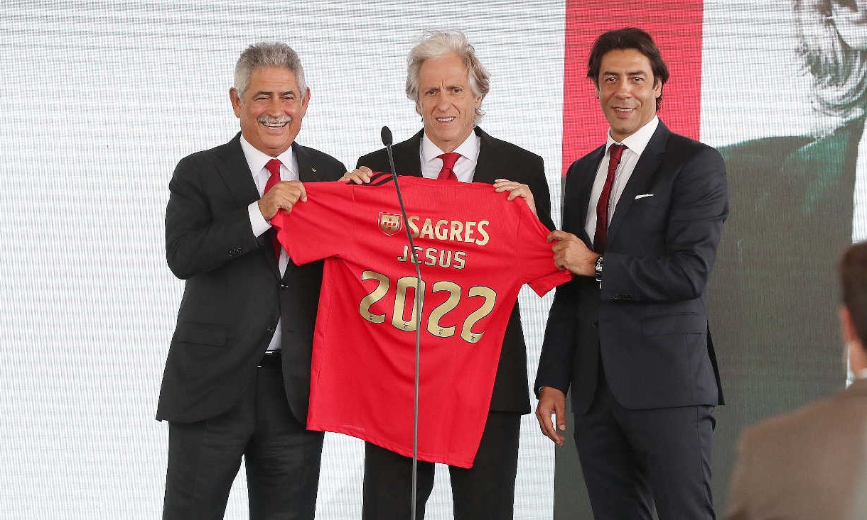 Μπενφίκα: Επέστρεψε στο… σπίτι του ο Ζόρζε Ζέσους