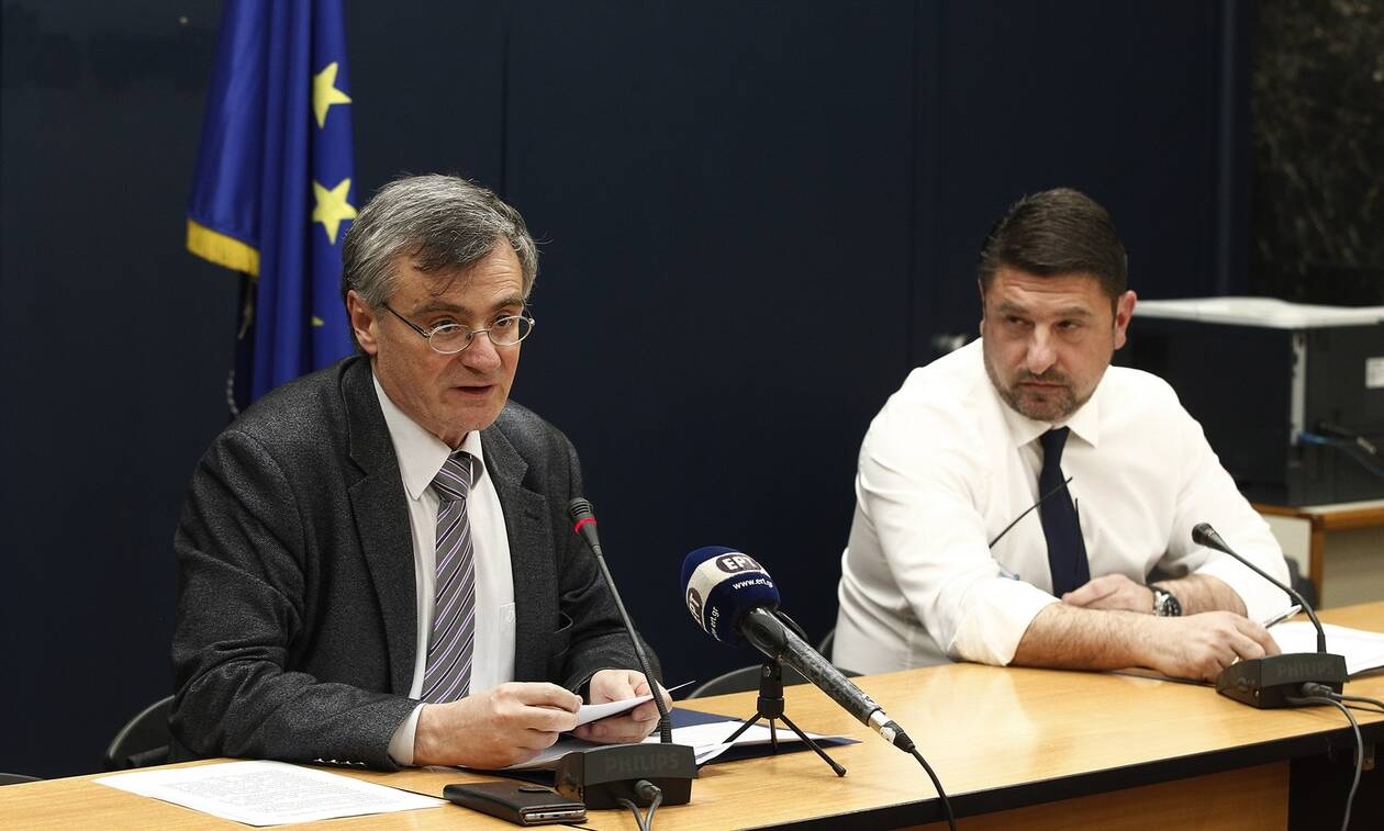 Κορονοϊός: Έκτακτη ενημέρωση Τσιόδρα - Χαρδαλιά για την πανδημία στη χώρα μας