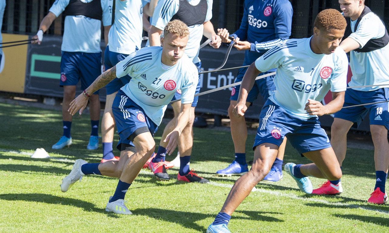 Άγιαξ: Έπιασε… 13άρι θετικών κρουσμάτων κορονοϊού