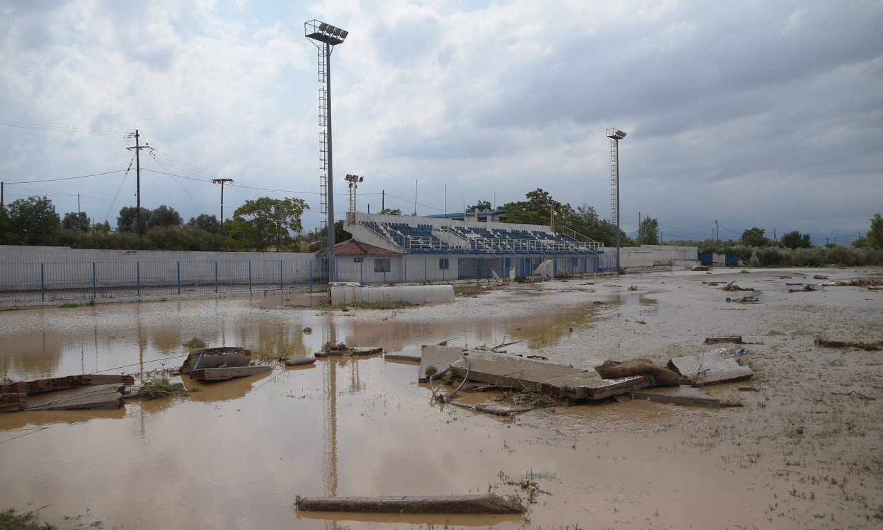 Πλημμύρες Εύβοια – Έγινε λίμνη το γήπεδο του Λήλαντα (video+photos)