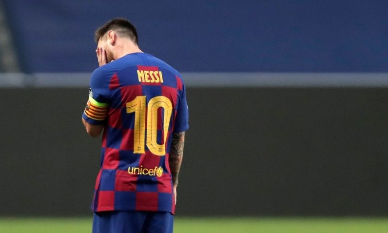 Μπαρτσελόνα: Εξαφανισμένος ο Μέσι, έφυγε με σκυμμένο κεφάλι (video+photos)