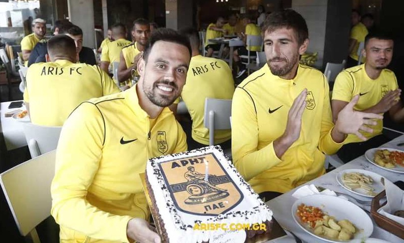 Άρης: Η τούρτα έκπληξη στον Ματίγια! (video & photos)