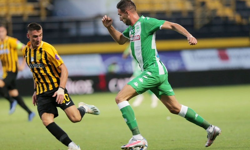 Όλο και πιο… ψυχρός ο Ερυθρός Αστέρας για Μακέντα!