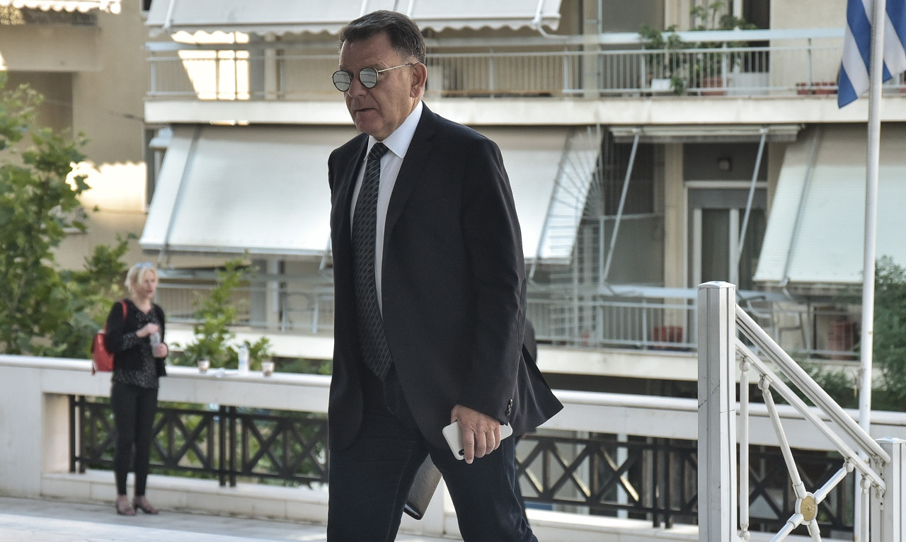 Έξαλλος ο Κούγιας, επίθεση σε Πανόπουλο: «Για πόσο μ… μας περνάς»!