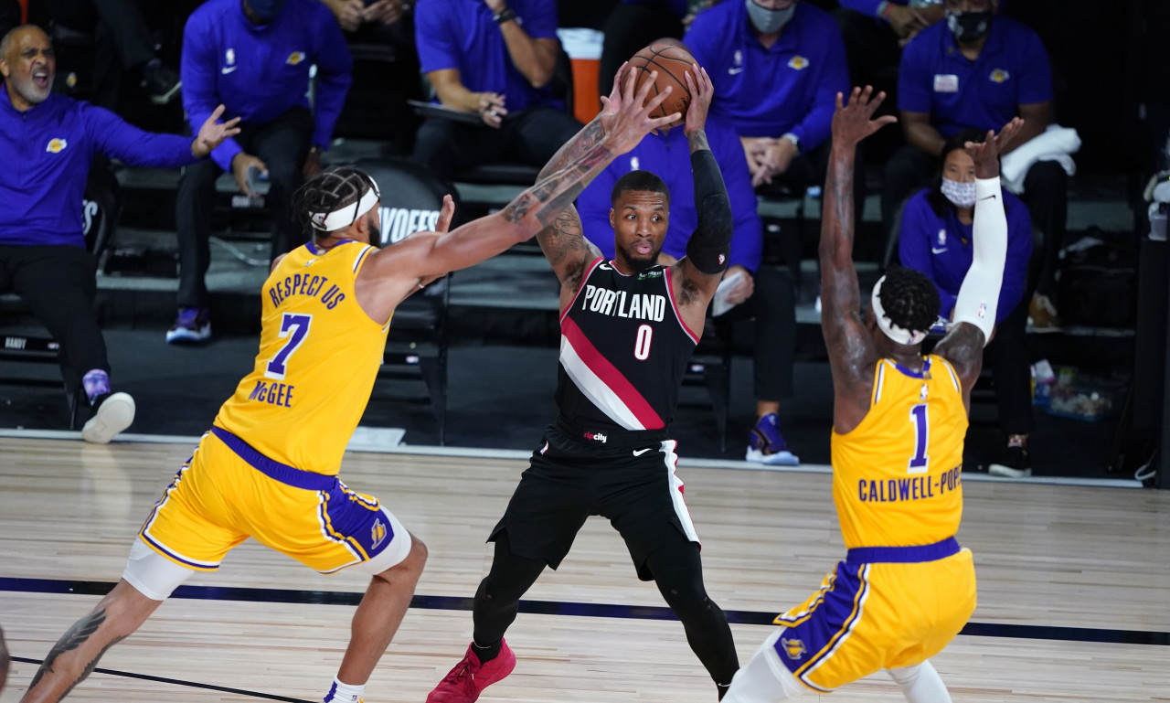 NBA: Με «τρομερό» Λίλαρντ «έκπληξη» με το «καλημέρα» οι Μπλέιζερς (videos)