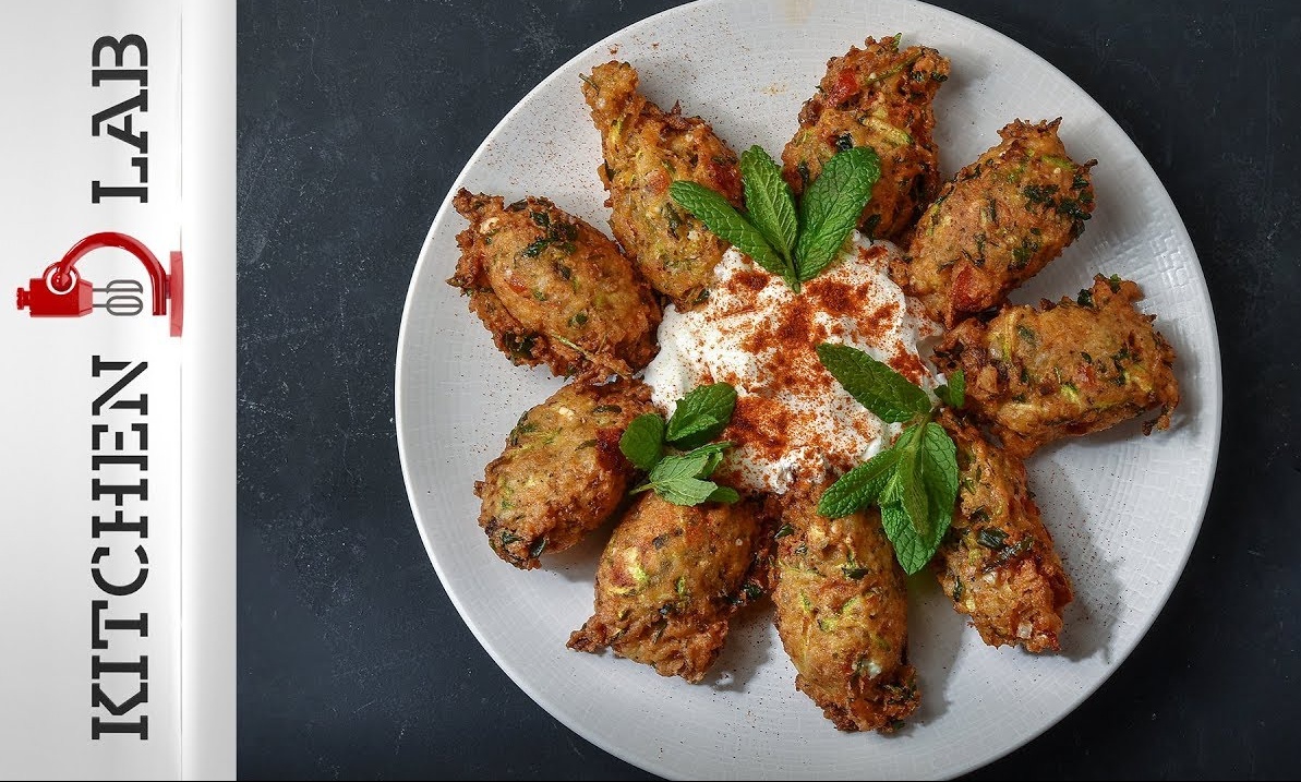 Άκης Πετρετζίκης: Ντοματοκεφτέδες