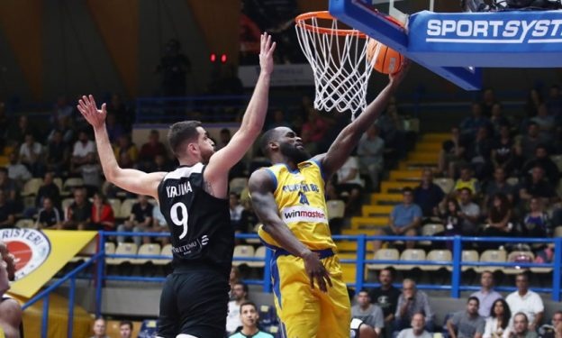 Λάρισα: Κλείνει τον Μάικ Μόρισον