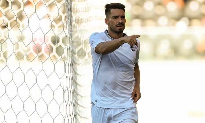 Ολυμπιακός: Όλο και πιο κοντά στον Πέπε (photos+video)