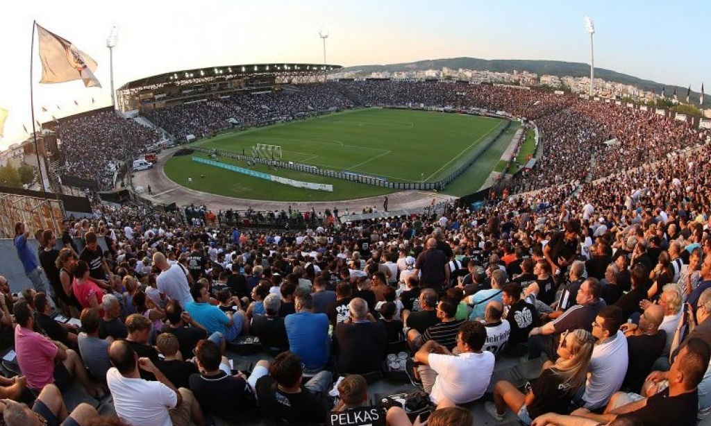 Εισήγηση για κόσμο στα γήπεδα!