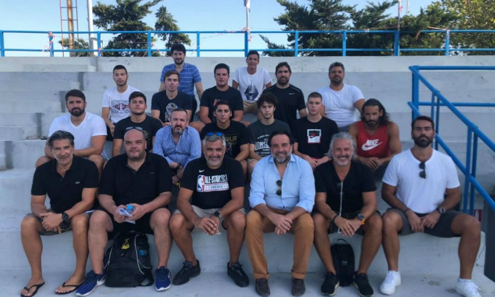 Πόλο: Οι Άνδρες και οι Γυναίκες της ΑΕΚ… έπεσαν στην πισίνα! (photos)